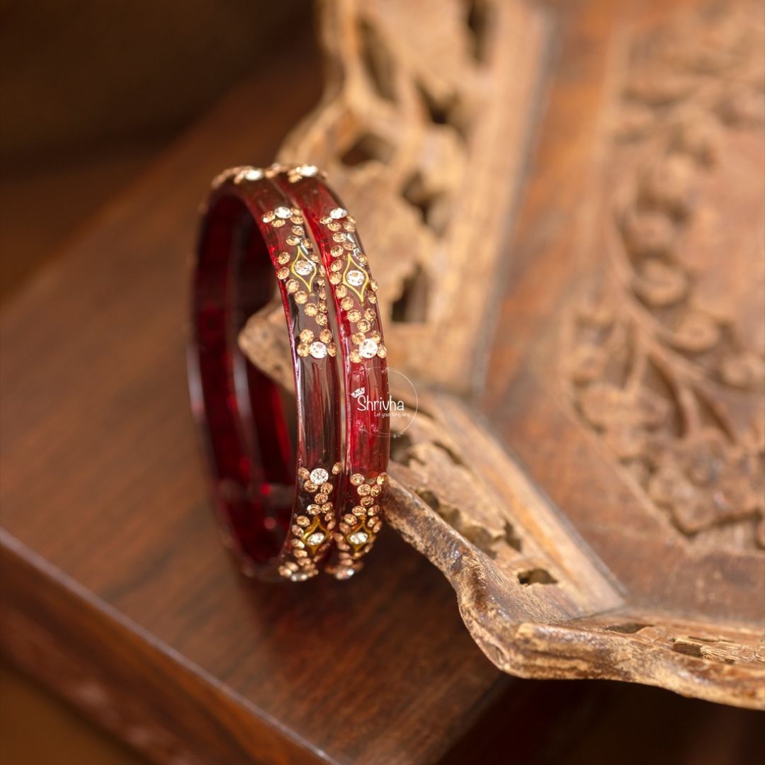 Majestic Hues – Glass Bangles with Stonework (2 Pcs)