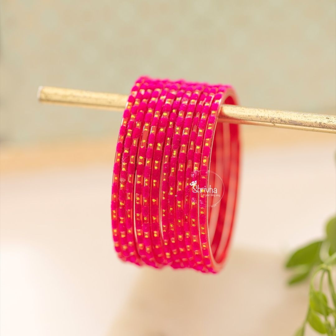 Splendor Shift – Multicolor Glass Bangles Set