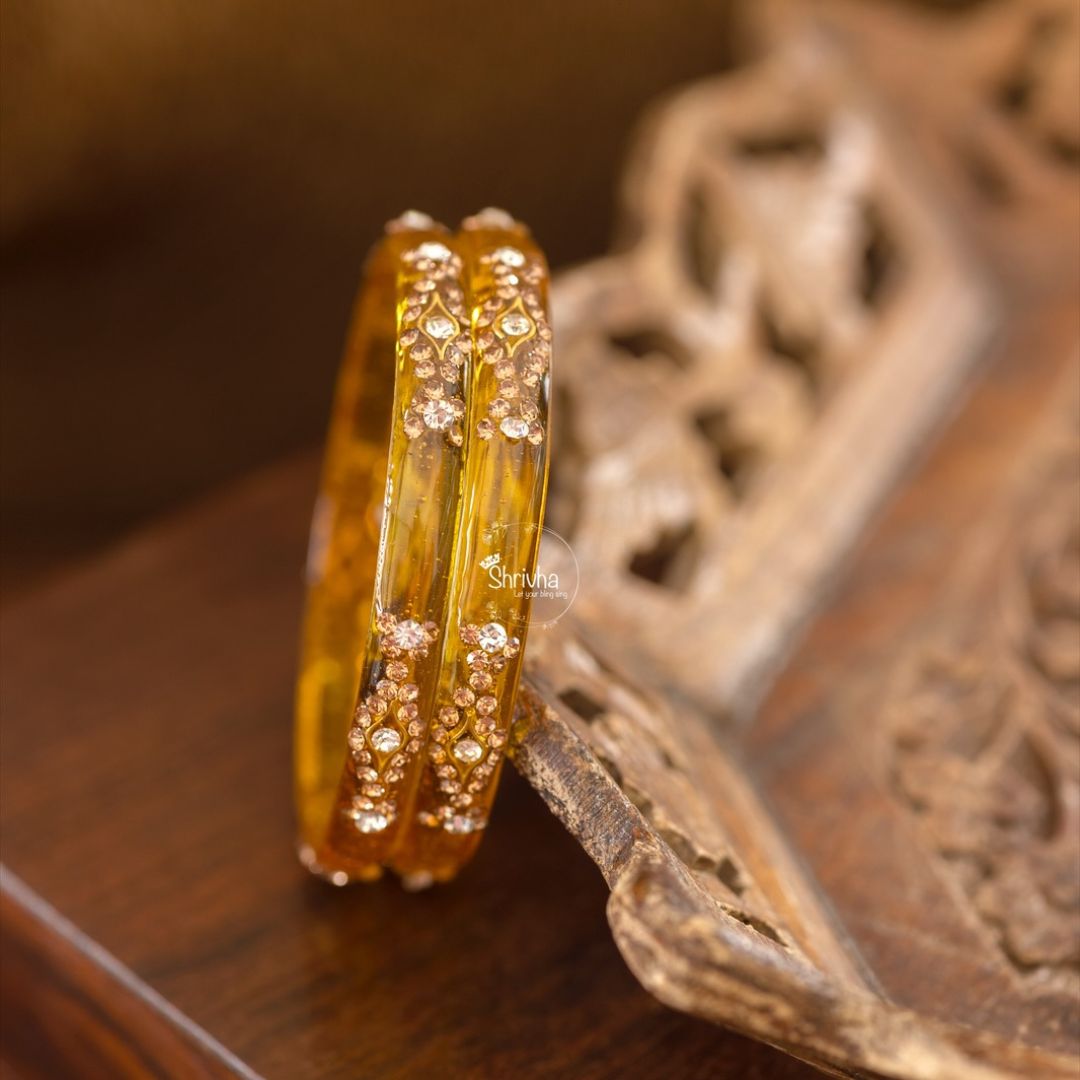 Majestic Hues – Glass Bangles with Stonework (2 Pcs)