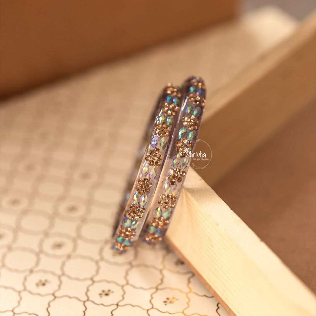 Vibrant Horizons – Vibrant Glass Bangles (2 Pcs)