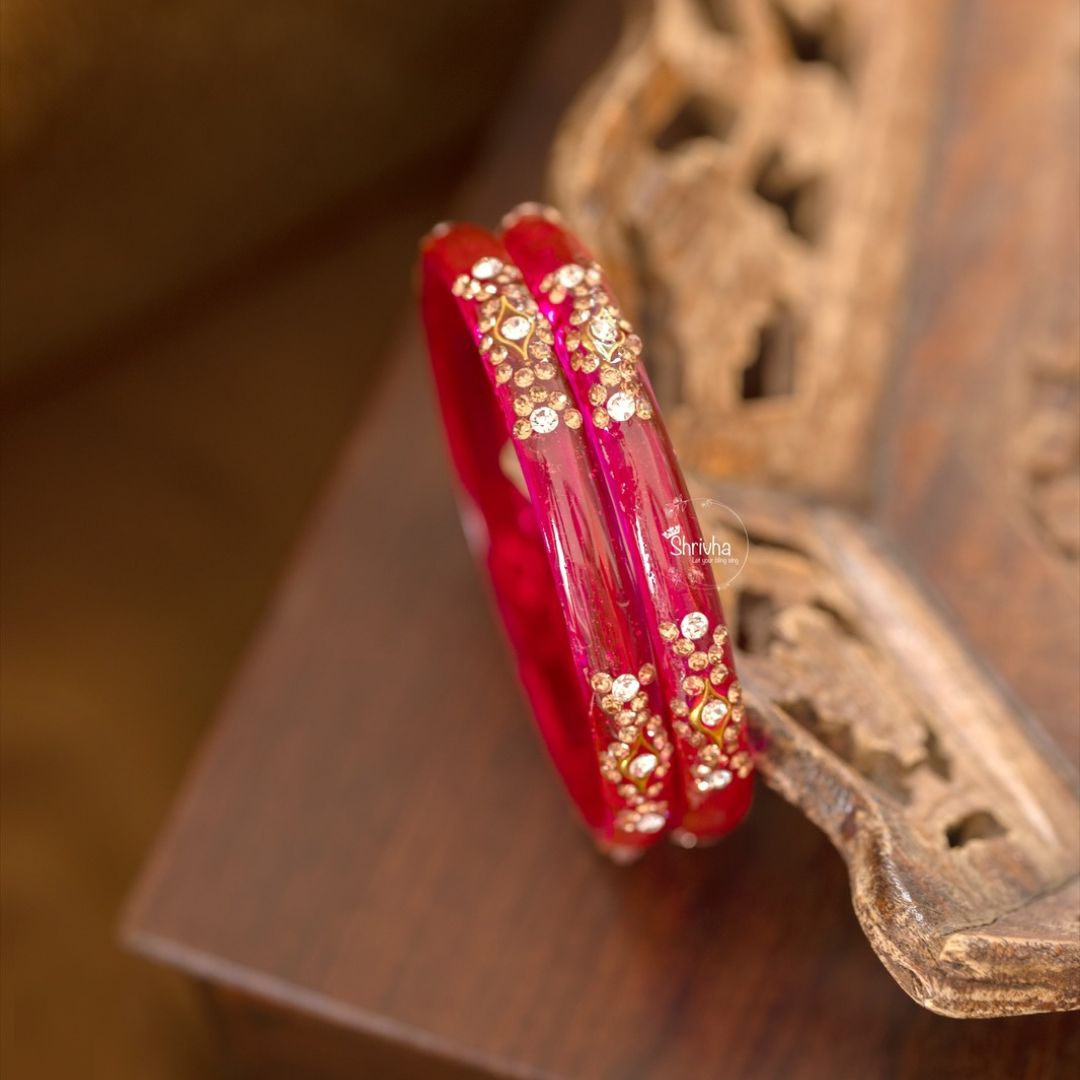 Majestic Hues – Glass Bangles with Stonework (2 Pcs)