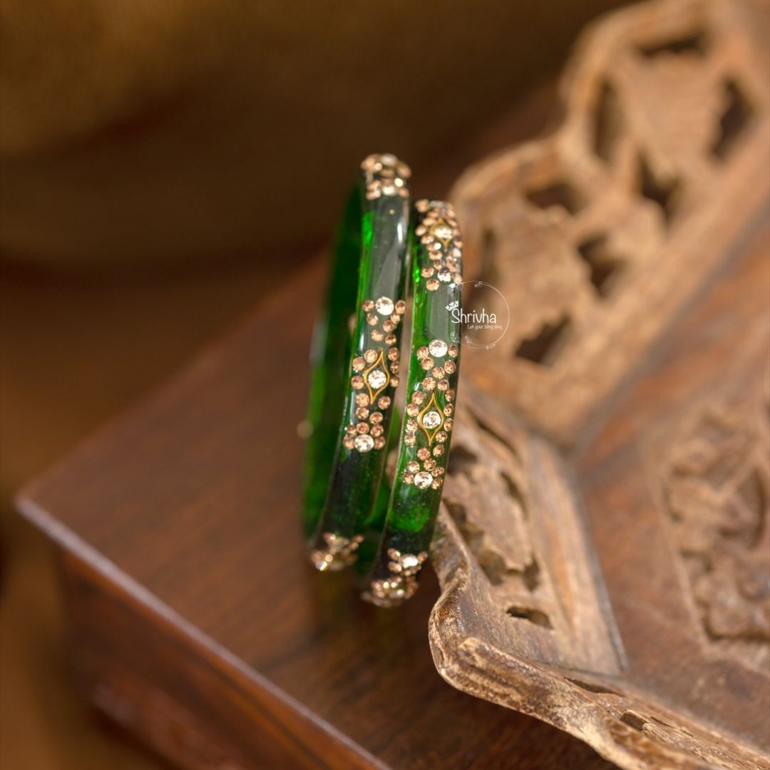 Majestic Hues – Glass Bangles with Stonework (2 Pcs)
