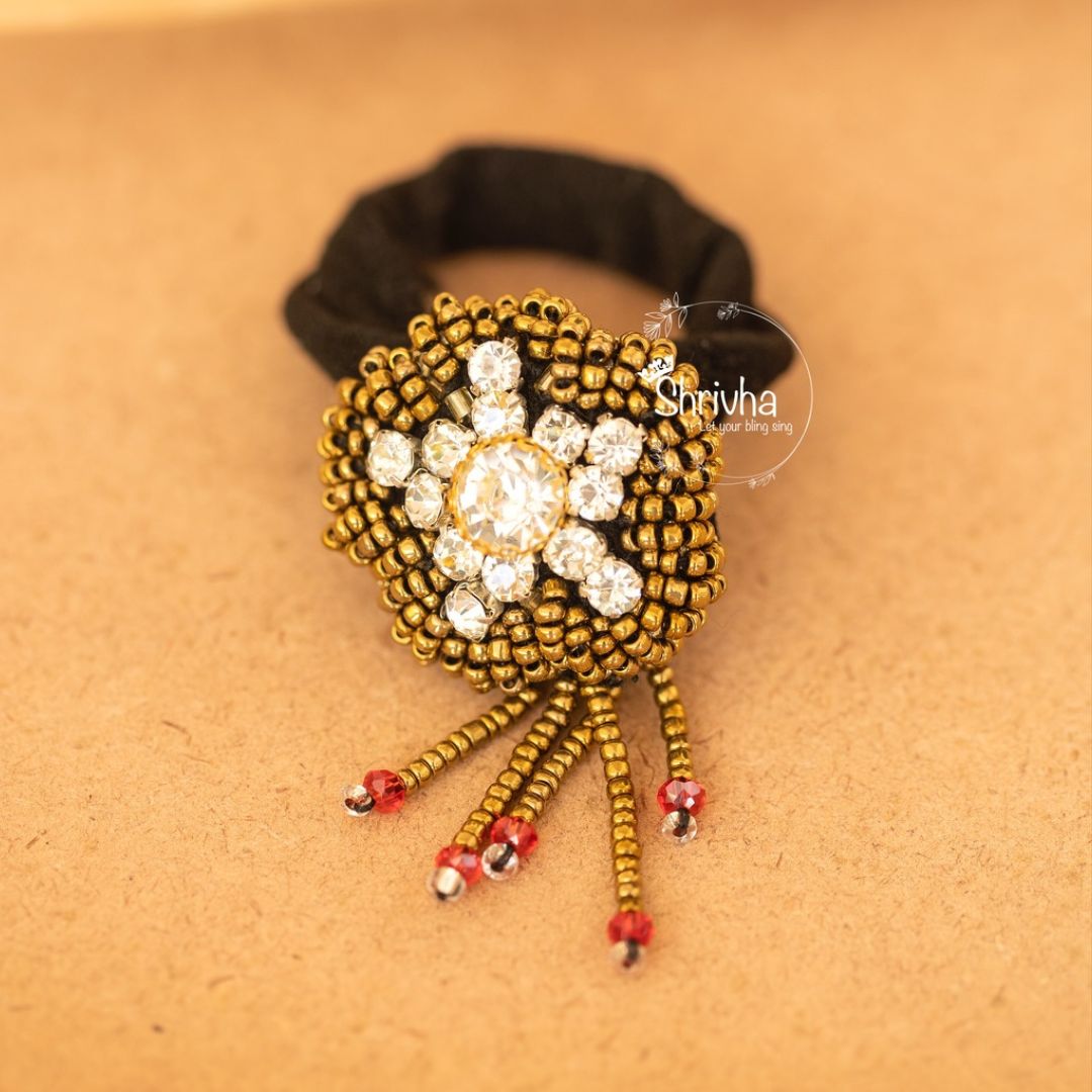 Crystal and Bead Tassel Hairband – Luxurious Scrunchie