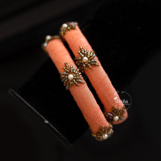 Coral Charm – Pearl Flower Bangle (1 pc)