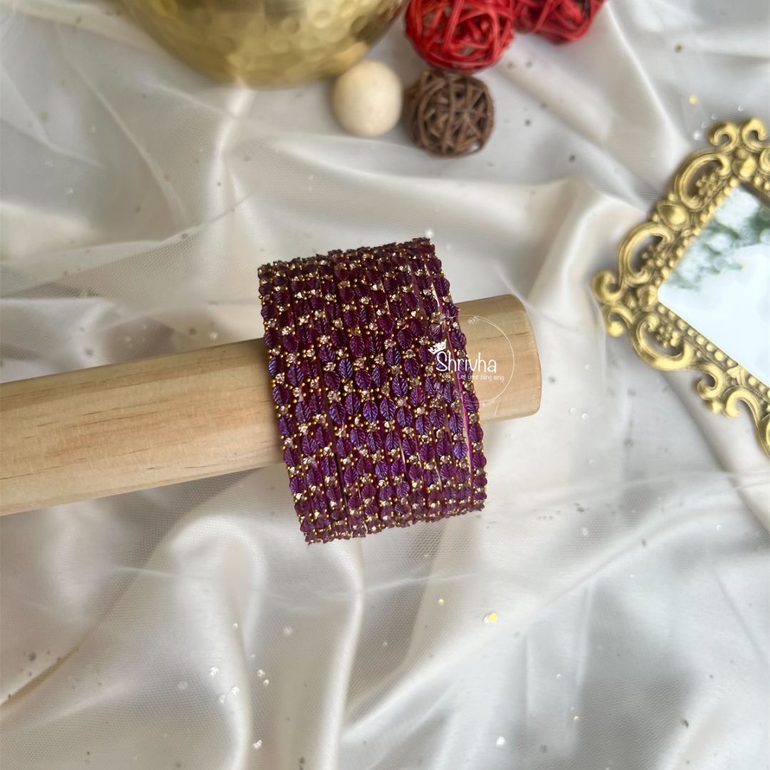 Ethereal Bloom – Elegant Leaf Glass Bangles (12Pc)