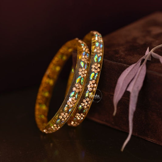 Vibrant Horizons – Vibrant Glass Bangles (2 Pcs)