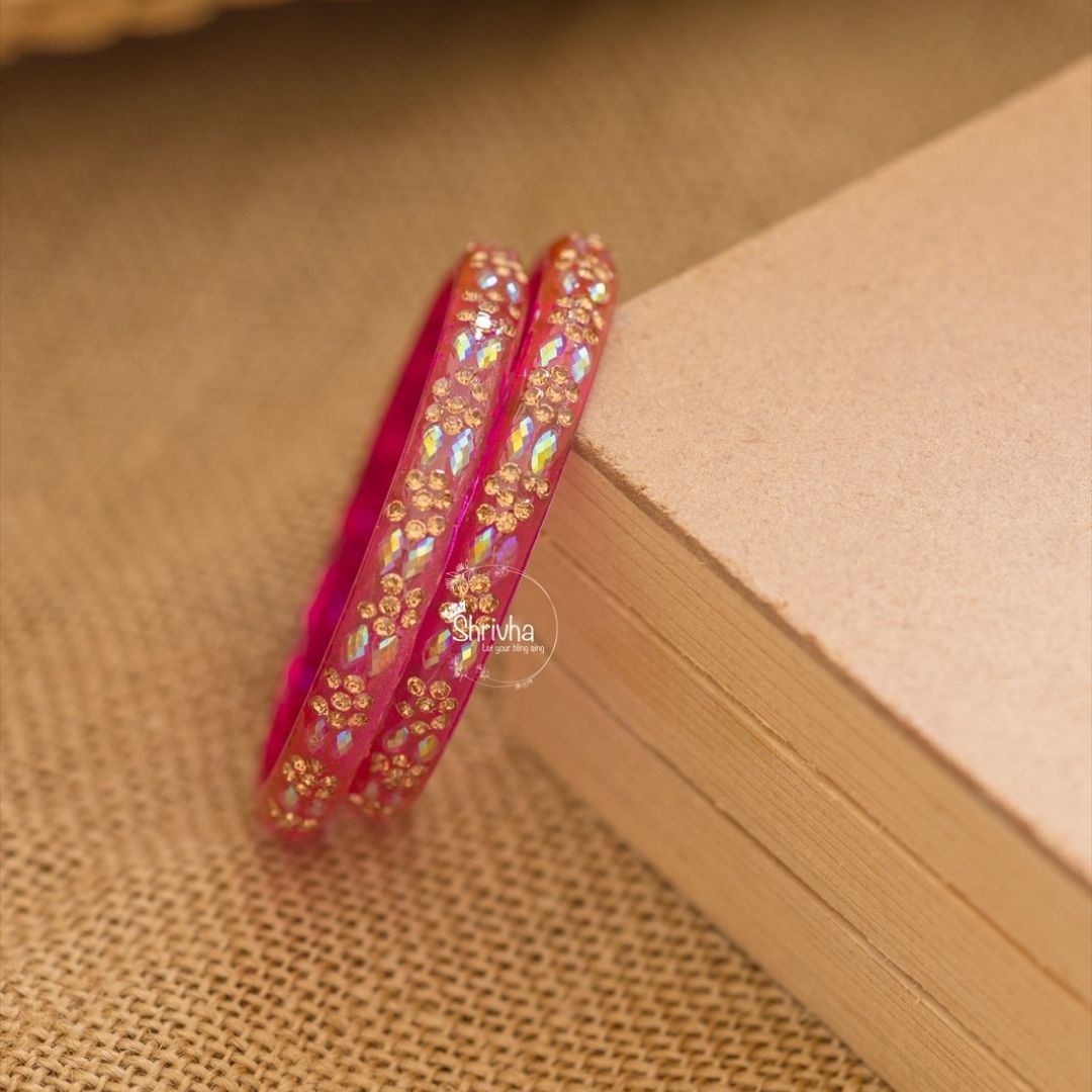 Vibrant Horizons – Vibrant Glass Bangles (2 Pcs)