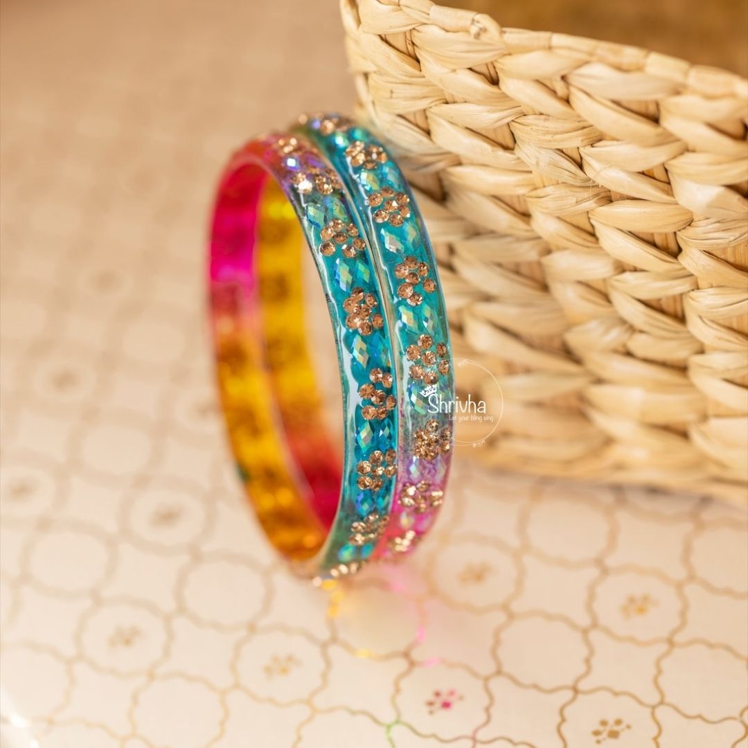 Vibrant Horizons – Vibrant Glass Bangles (2 Pcs)