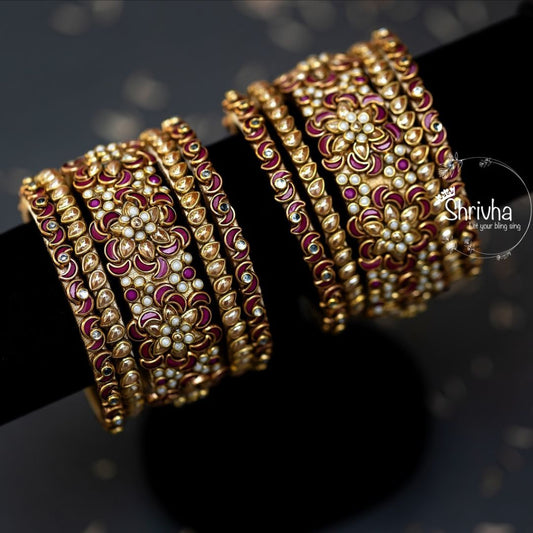 Classic Kundhan Bangle Set