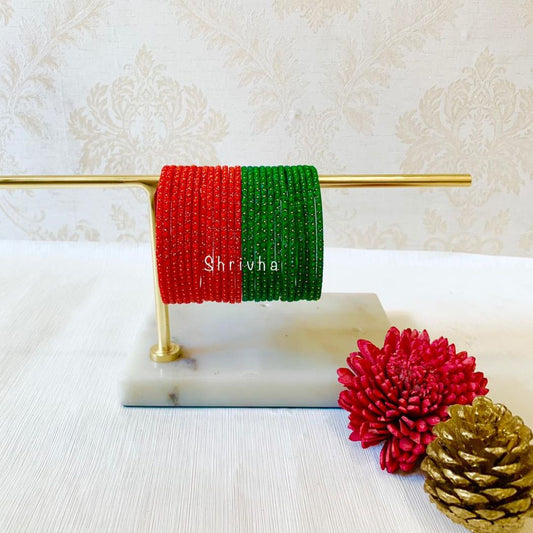 Festive Elegance – Red and Green Glass Bangle Set