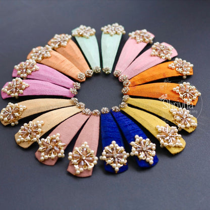 Multicolor Festive Bloom – Tic Tac Clip Collection