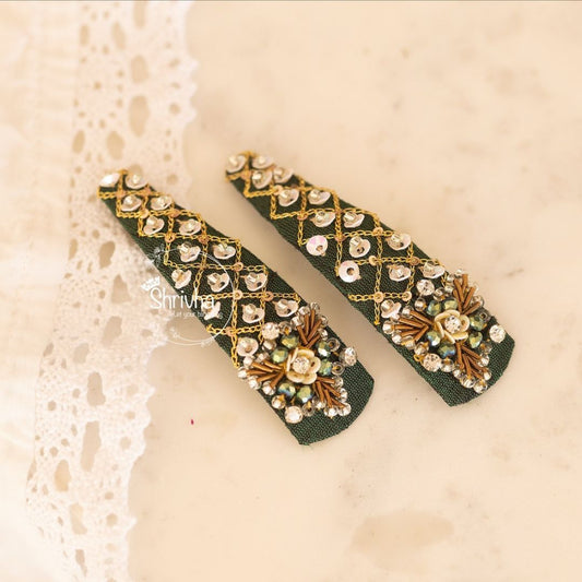 Olive Glamour – Embellished Tic Tac Clips